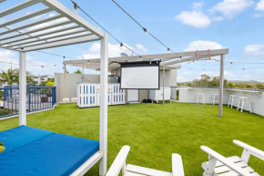 The Penthouse Mooloolaba, Private Luxury Rooftop Living